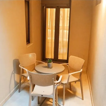 Uni Island - Old Town Apartamento